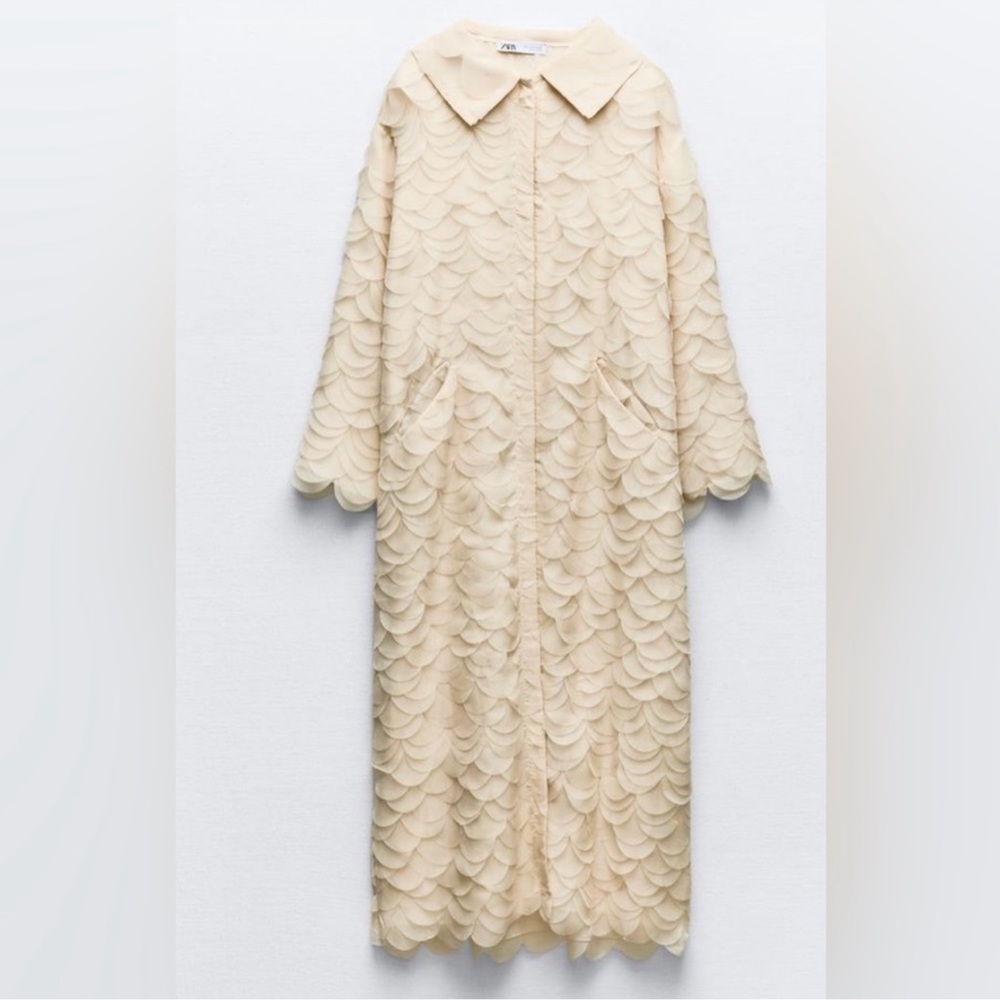 ZARA BIB COLLAR PETAL COAT - Picture 15 of 16